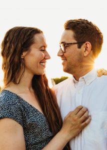 tips on how to take better iphone tips with your babe, sunset engagement photos