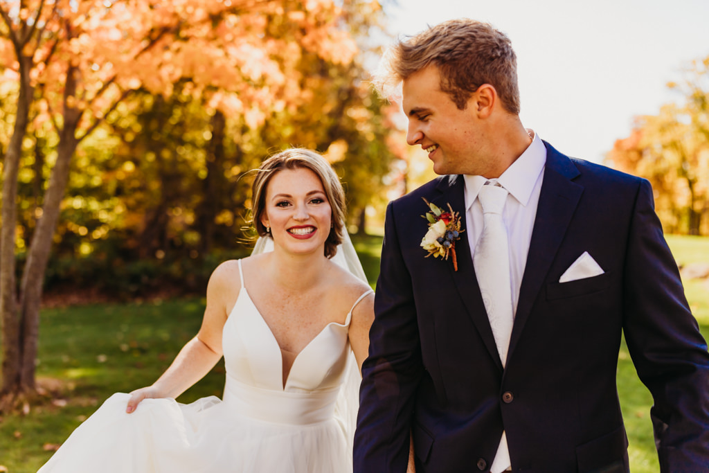 blackberry ridge golf club wedding photo of bride and groom