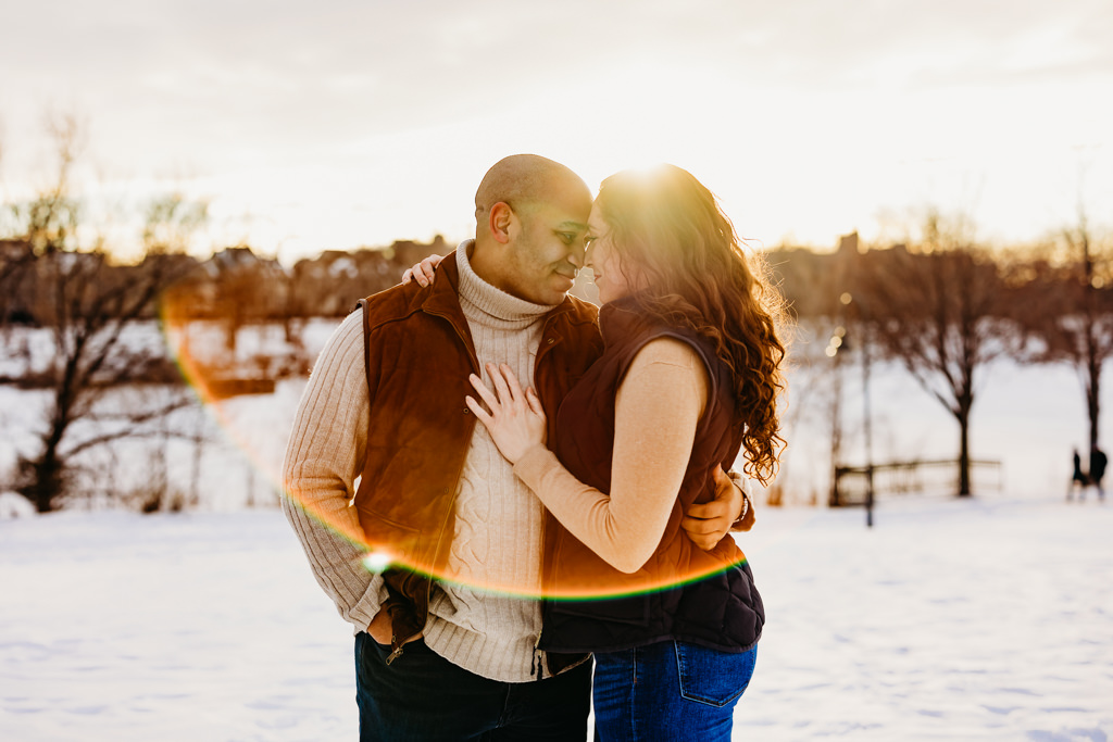 winter couples session, winter engagement photoshoot, boom island park winter, minnesota wedding photographer